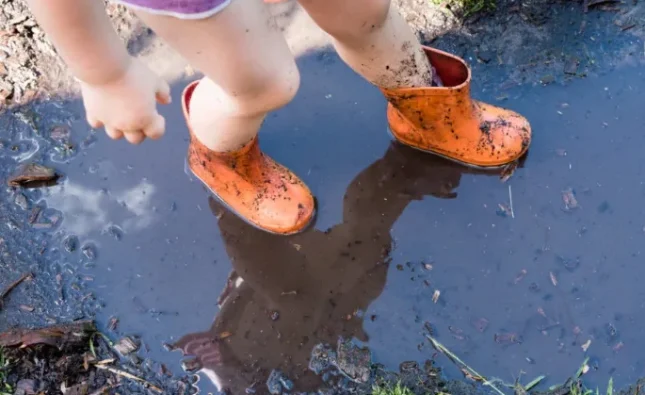 10 Fun Ways to Enjoy April Showers