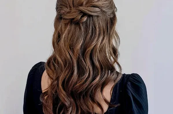 Flirty Hairstyles to Try This Summer