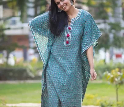 From Sunrise to Starlight: Cotton Dresses That Work Wherever You Go