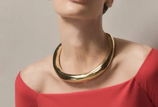 The Ultimate Guide to 15 Different Necklines: Find the Perfect Fit for Every Look