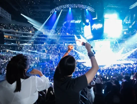 K-Pop Fashion: The Rise of Korean Glam on the Global Stage