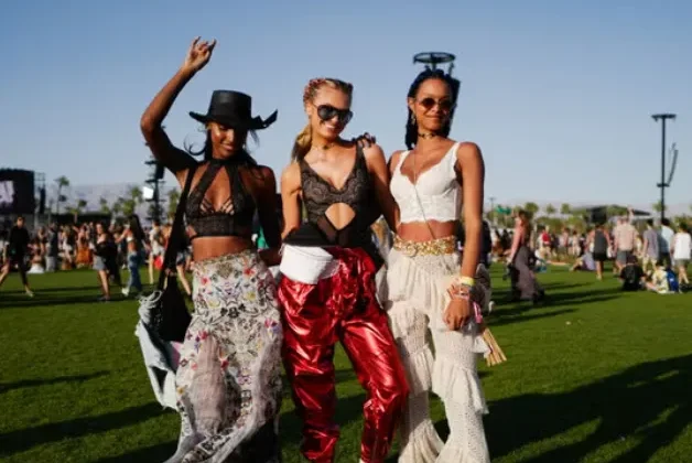 Essential Accessories to Rock at Spring Festivals in 2025