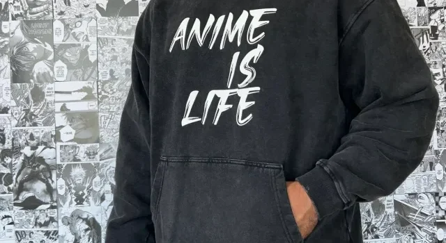 The Comeback of Acid Wash Hoodies: Why They’re the Season’s Streetwear Essential