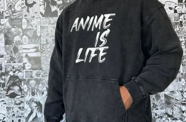 The Comeback of Acid Wash Hoodies: Why They’re the Season’s Streetwear Essential